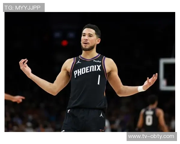 马威称赞布克全面实力训练中深刻体会他的非凡能力